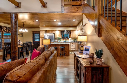 Maggie Valley Cabin | Jeep Fest Book Now!