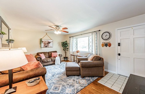 Quinton House | Kelly`s Comfortable Quinton Home