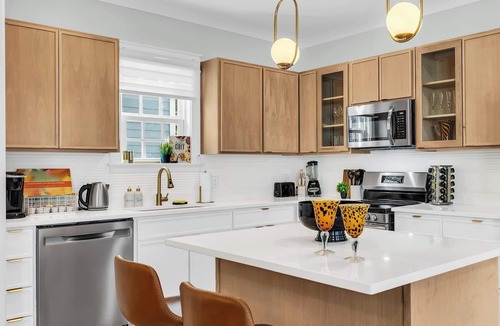 Historic Downtown Savannah House | [Kids Favourite] The Kenneth Manor: Lux & History, 6 Bed