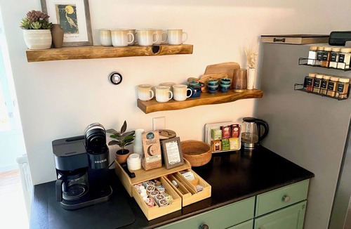 Winona Cottage | kids secret room, Canoes/Kayaks, fire pit, ev charger.