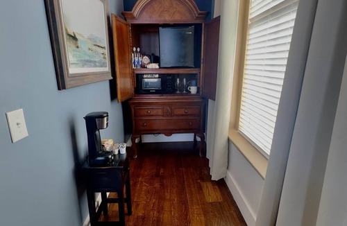 Jefferson City Apartment | Kinder Rm, The Lodge at Old City Hall