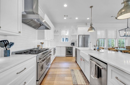 Sunnyside House | Kindness Matters: A Carillon Beach Favorite Located On Stunning Lake Carillon