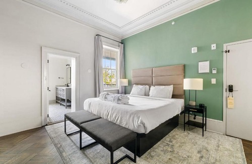 Historic District - North House | King Suite 2nd FloorHotel Boutique