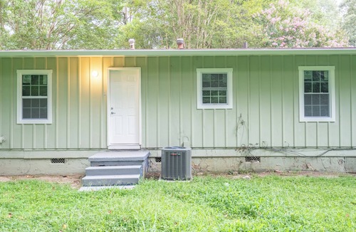 Forest Park House | Kozy rach style home near ATL airport