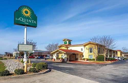 Huntsville Hotel | La Quinta Inn by Wyndham Huntsville Research Park