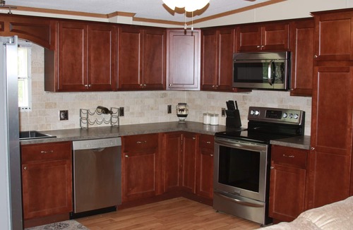 Mayhew House | Lake Life Retreat waiting for you-4 BR lake front property