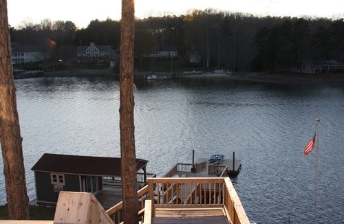 Mayhew House | Lake Life Retreat waiting for you-4 BR lake front property