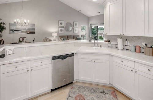 Cornelius Condo | Lake Norman Luxury Waterfront 3rd floor Condo with Elevator, Pool, Tennis