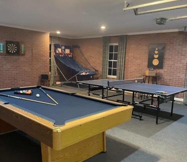 Mayhew House | Lake Norman Villa Sleeps 15 Hot Tub Game Room