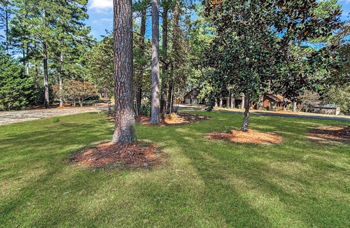 Scottsboro House | Lake View Shores home, with boat garage, inground pool, game room/w pool table