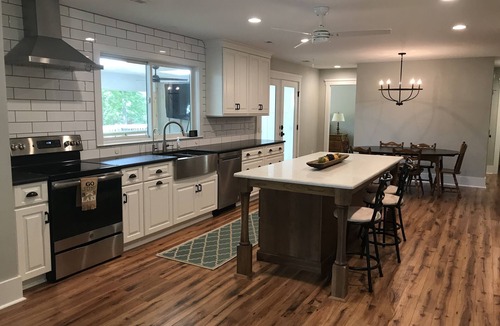 Mooresville House | Lakefront Cottage, spacious and completely renovated craftsman home