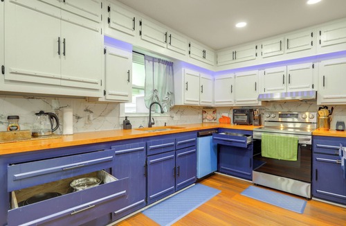 Macon House | Lakefront Getaway w/Dock & Views in Macon!
