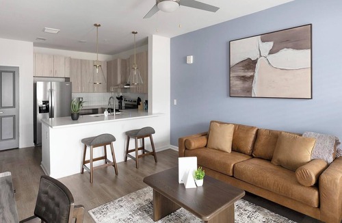 Madison Apartment | Landing | Amazing 1BD, Gym, Clubhouse