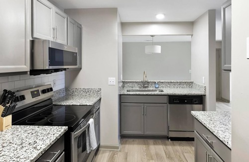 Huntsville Apartment | Landing | Amazing 1BD, Gym, Clubhouse