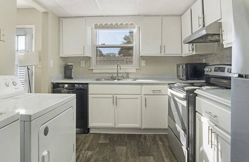 Morrow Apartment | Landing at The Park at London - 2 Bedrooms in Morrow