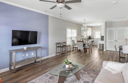 Huntsville Apartment | Landing | Beautiful 2BD, Pool, Clubhouse