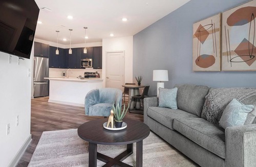 Huntsville Apartment | Landing | Chic 1BD, Gym, Yoga Studio