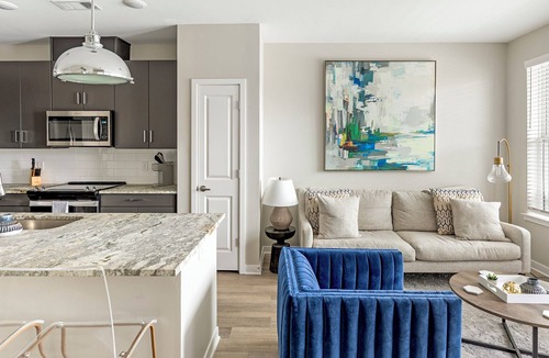 Huntsville Apartment | Landing Dry Creek Apartments