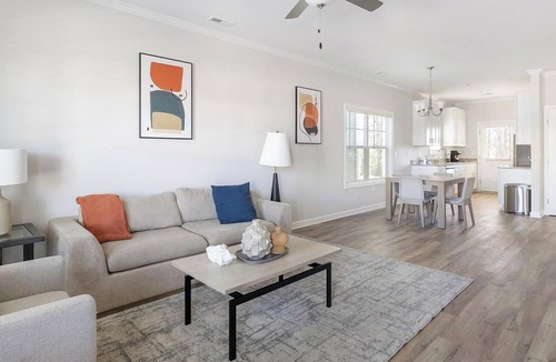 Huntsville Apartment | Landing | Incredible 2BD, Courtyard, Clubhouse