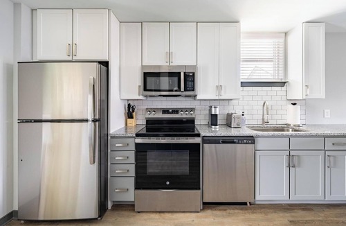Northwest Pensacola Apartment | Landing | Incredible 2BD, Gym, Pool