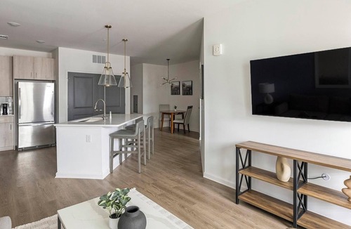 Madison Apartment | Landing | Incredible 2BD, Gym, Clubhouse