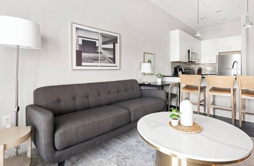 San Marco Apartment | Landing | Incredible 1BD, Pool, Gym