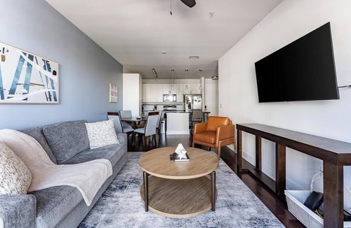 Central Business District Apartment | Landing | Modern 1BD, Rooftop Lounge, Gym