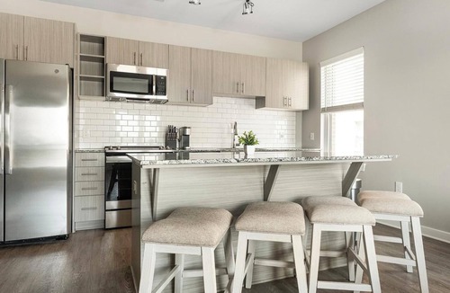 Yamacraw Village Apartment | Landing | Modern 2BD in Downtown