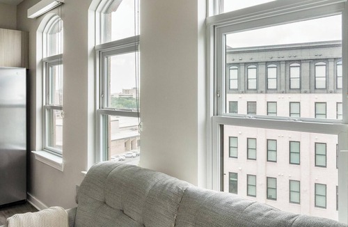 Yamacraw Village Apartment | Landing | Modern 2BD in Downtown
