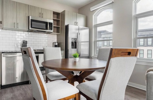 Yamacraw Village Apartment | Landing | Modern 2BD in Downtown