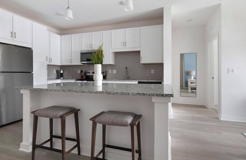Northside Apartment | Landing | Spectacular 2BD, Gym, Clubhouse