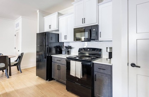 Asheville Apartment | Landing | Spectacular 1BD, Clubhouse, Gym