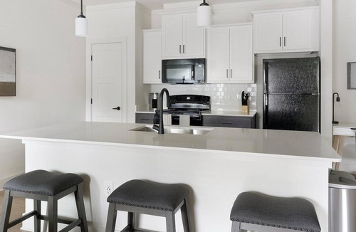 Asheville Apartment | Landing | Spectacular 1BD, Clubhouse, Gym