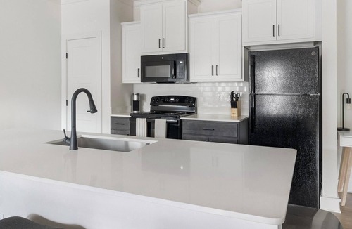 Asheville Apartment | Landing | Spectacular 1BD, Clubhouse, Gym