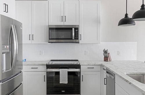 Huntsville Apartment | Landing | Spectacular 1BD, Pool, Gym