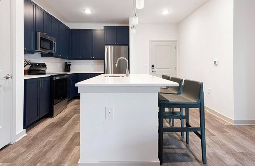 Huntsville Apartment | Landing | Spectacular 1BD, Yoga Studio, Gym