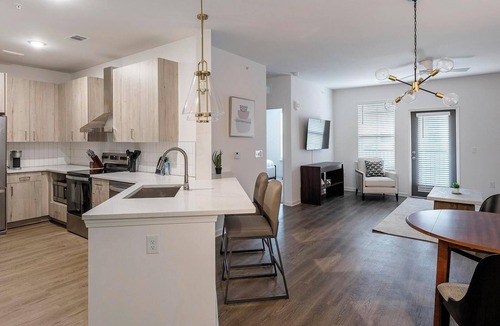 Madison Apartment | Landing | Stunning 1BD, Clubhouse, Gym