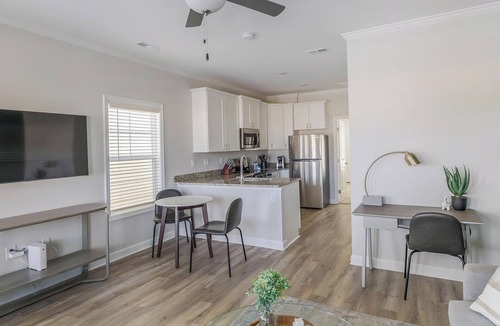 Huntsville Apartment | Landing | Stunning 1BD, Courtyard, Pool