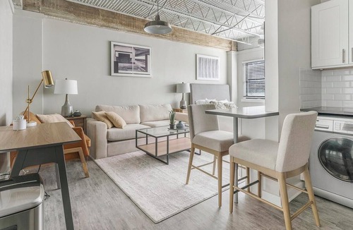 Central Business District Apartment | Landing | Stunning Studio, Clubhouse, Gym