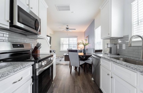 Port Wentworth Apartment | Landing | Stunning 3BD, Clubhouse, Pool