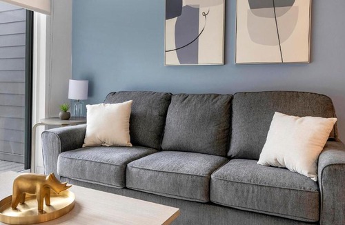 Huntsville Apartment | Landing Stylish 1BD Gym Yoga Studio