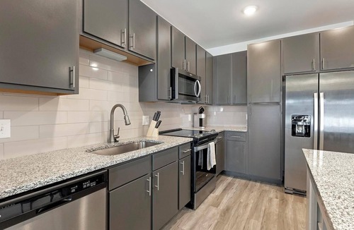Summerville Apartment | Landing | Stylish 1BD, Yoga Studio, Gym
