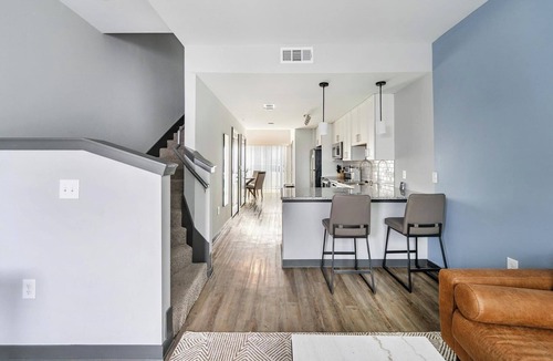 Northwest Pensacola Apartment | Landing | Stylish 3BD, Gym, Pool
