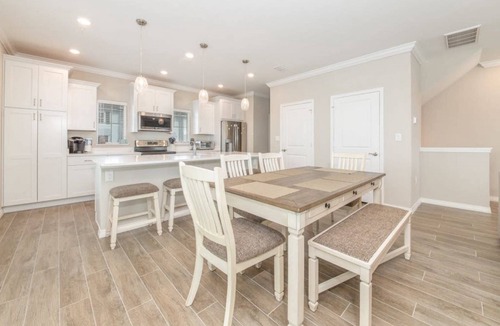 Ono Island House | Large Balcony w/Gulf Views in Lost Key | Private Beach Club | Pools | Hot Tub | Free Golf | Dogs OK