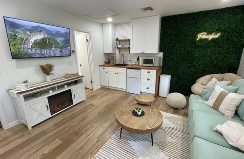 Lake Mary Cottage | Last-Minute July 4th Getaway! Charming Cottage Early Check-In
