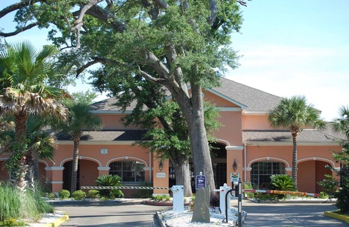 Gulfport Villa | Legacy Villa 805 | Just a Short Walk to the Beach!