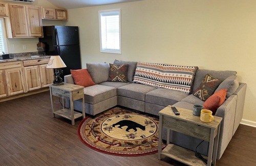 Cosby Cabin | Liberty Creek - Creekside Haven