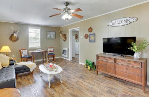 Lineville House | Lineville Homestead Retreat! Farmhouse & Cottage