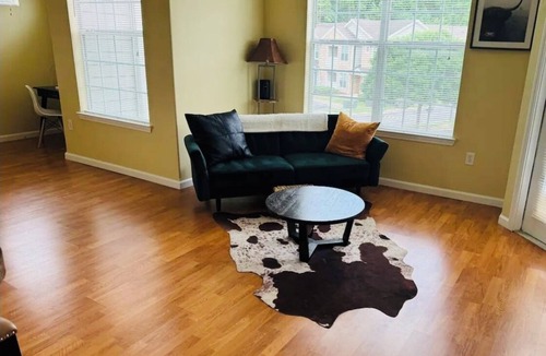 Madison Apartment | Located in the heart of Madison City, minutes away from all major attractions,