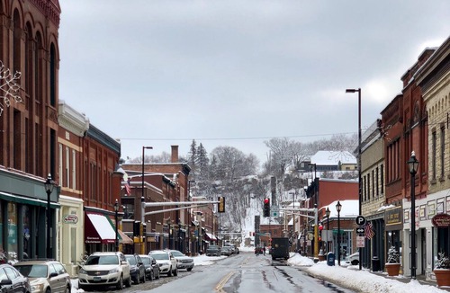Stillwater Hotel | Lora